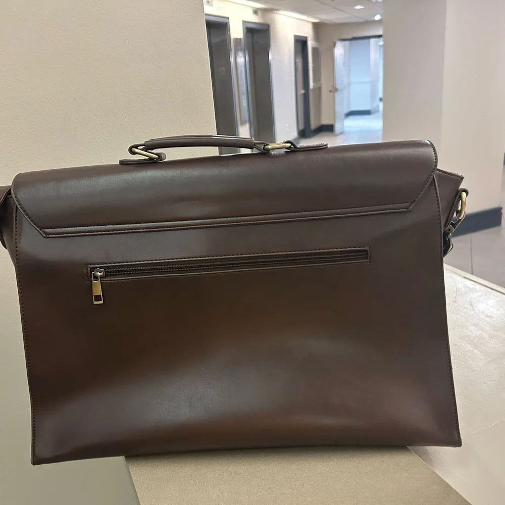 Walasa Brown Leather Briefcase with Structured Design and Top Handle